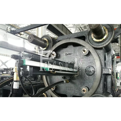 Máquina plástica horizontal da modelação por injeção da pré-forma 2600KN para o servo da cubeta do ANIMAL DE ESTIMAÇÃO conduzido fornecedor