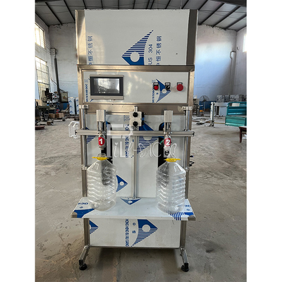 Máquina de enchimento de garrafas de líquido linear semiautomática óleo essencial de água mineral fornecedor
