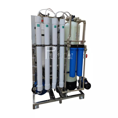 Máquina do tratamento da água da osmose reversa do RO da dessanilização do Seawater para o navio portátil fornecedor