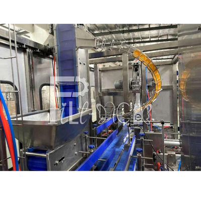 3 em 1 água mineral de Monoblock que enxágua a garrafa plástica tampando de enchimento da máquina 900BPH 10L fornecedor