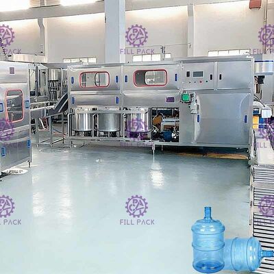 Duas cabeças de enchimento 19 300 de BPH litros de estação de tratamento de água do galão fornecedor