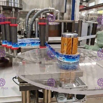 Aplicador quente da etiqueta do equipamento da máquina de etiquetas do derretimento da colagem do Labeller giratório da garrafa de OPP para a fábrica plástica da água de garrafa fornecedor