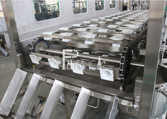 SS 304 máquina de enchimento do frasco de 20 litros com máquina de etiquetas fornecedor