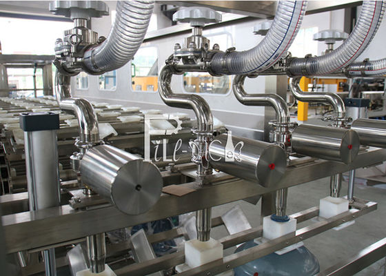 SS 304 máquina de enchimento do frasco de 20 litros com máquina de etiquetas fornecedor