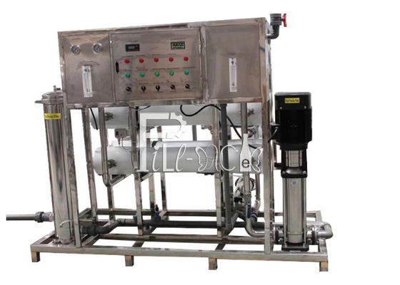 Máquina do tratamento da água da osmose reversa do engarrafamento 5TPH fornecedor