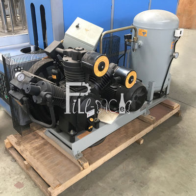 Uma máquina plástica da fabricação da garrafa do calefator 120BPH fornecedor