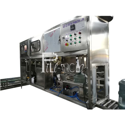 O transporte de rolo Output a máquina de enchimento da água do tambor de 120 BPH fornecedor