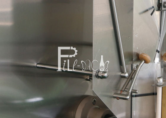 Máquina de enchimento de selagem traseira da água do saquinho 1800BPH fornecedor