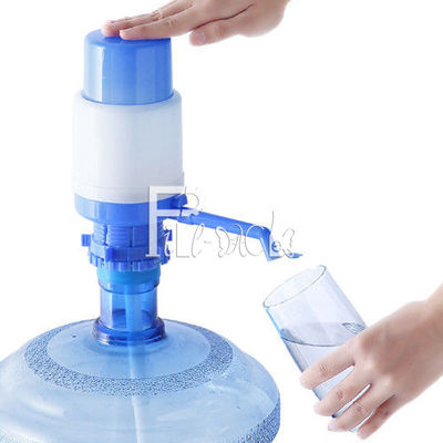 Materiais de consumo manuais da estação de tratamento de água do galão da bomba de água da cubeta fornecedor