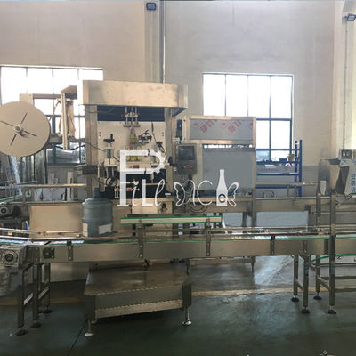 O PVC etiqueta a máquina de etiquetas do psiquiatra do galão 1500BPH do rolo 3 fornecedor