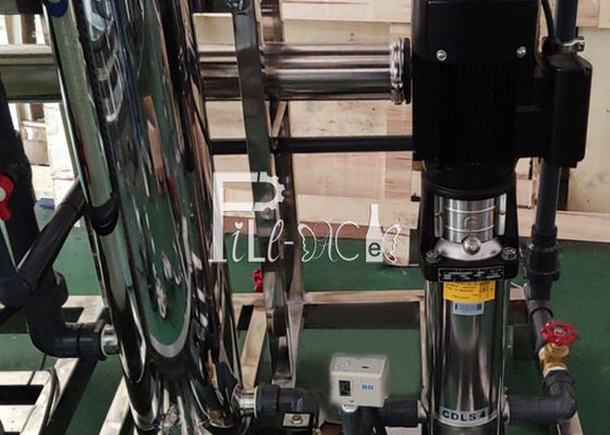 Planta do RO da água potável 2000 LPH com esterilizador UV fornecedor