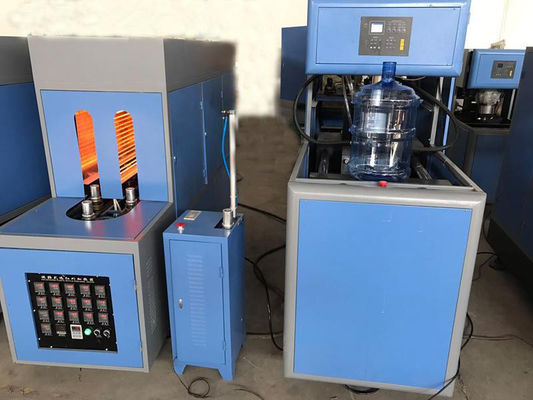 1 máquina de sopro da garrafa do galão 1.0Mpa da cavidade 3-5 com máquina auxiliar fornecedor