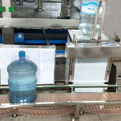 120bph máquina de engarrafamento da água 3/5 galões/20l com dispositivo de carregamento automático da cubeta fornecedor