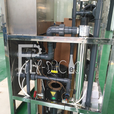 Máquina do filtro do tratamento da água do RO 500LPH com a membrana 4040 fornecedor